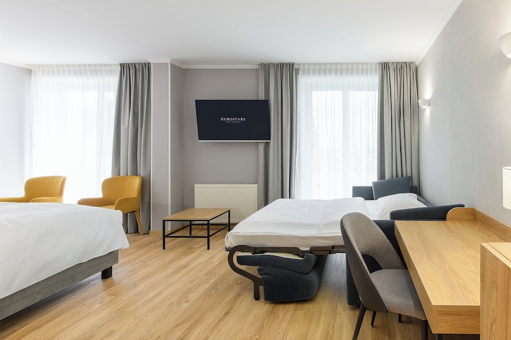 غرفة عائلية بسريرين مزدوجين مع أريكة، Eurostars Uhotel Ex Uhotel 7/8