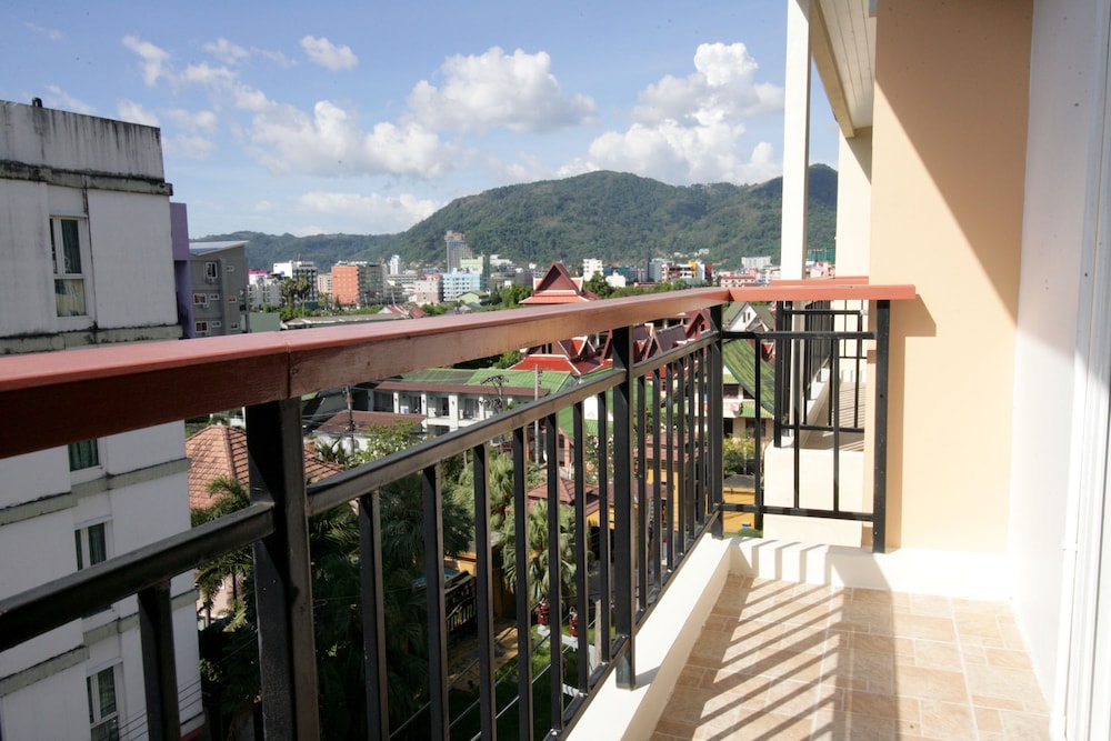 Calypso Patong Hotel 2/51