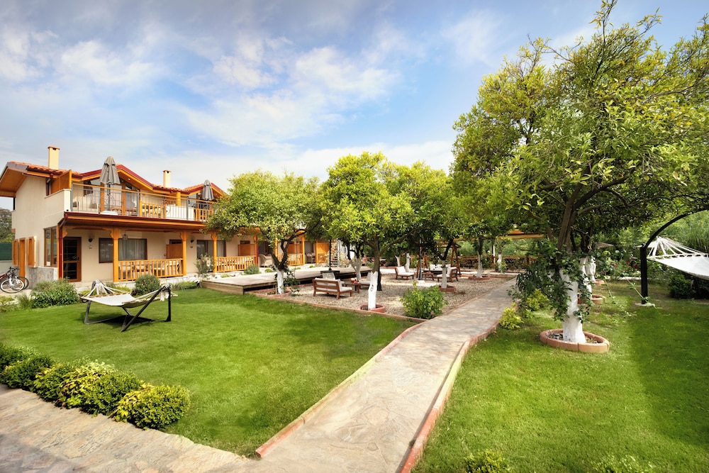Orange Garden Hotel Akyaka، مرماريس 39/50