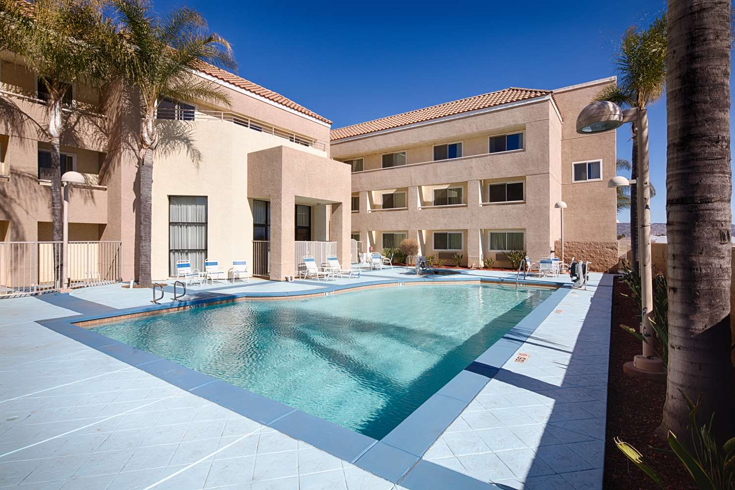 Studio6 Suites Perris, CA 30/32