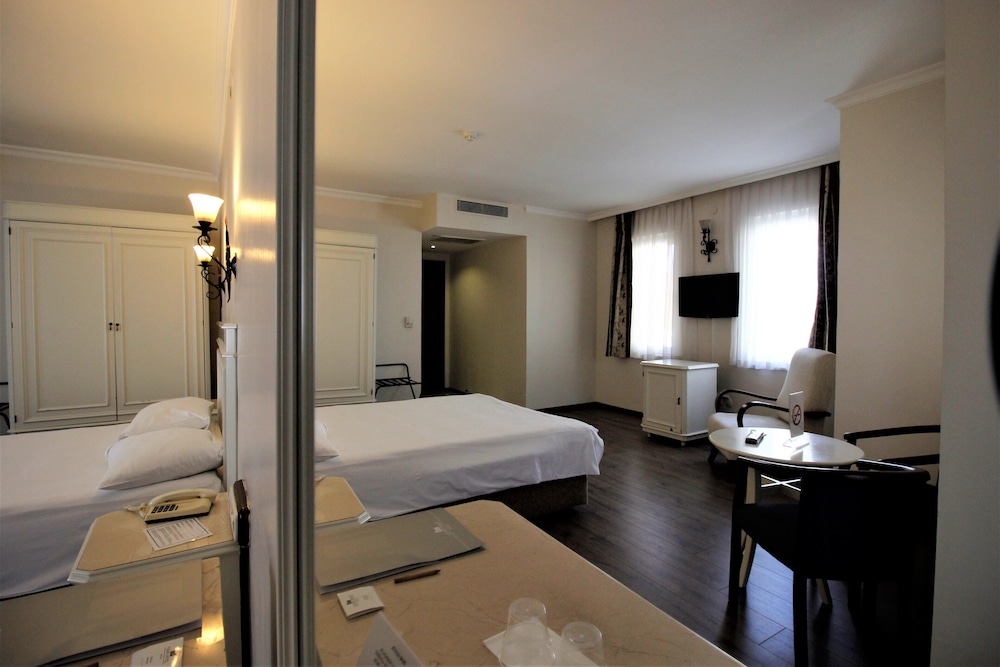 Montania Town Hotel Mudanya 16/36