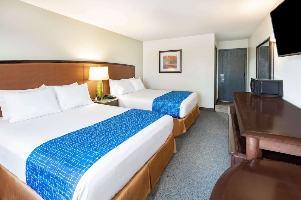 Room, 2 Queen Beds