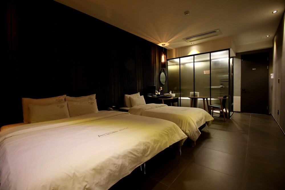 Masan Almond Hotel 7/43