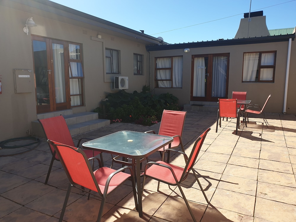 Dilisca Guesthouse 33/50