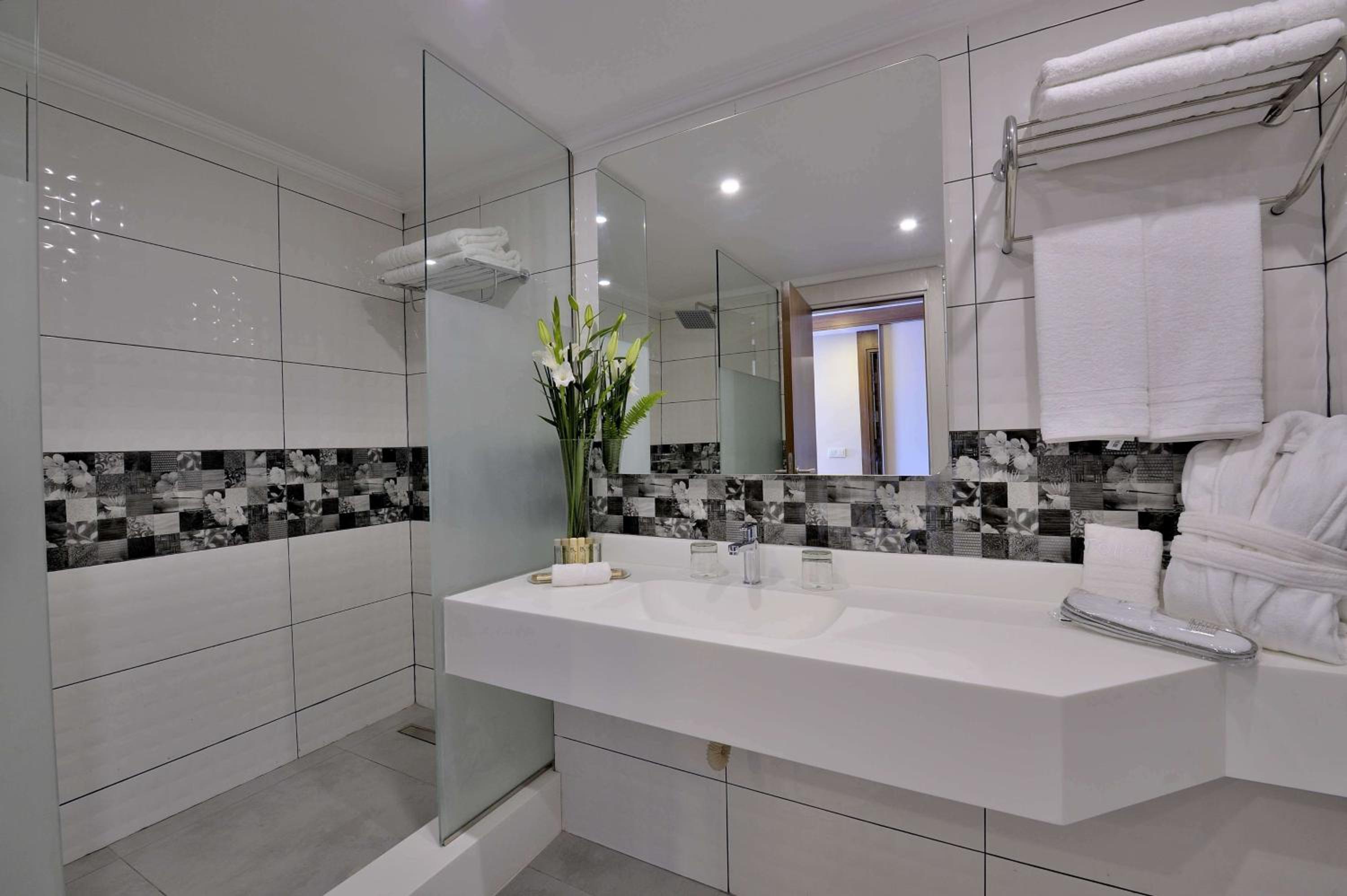 Duplex, Suite, City View, Sofa
