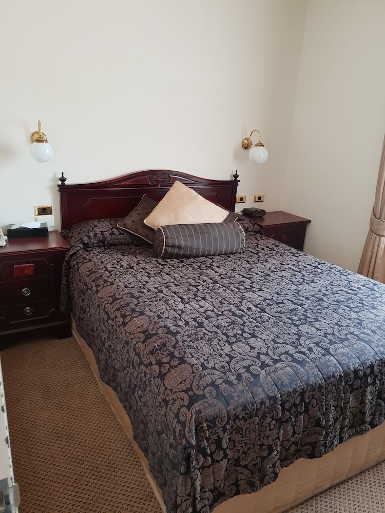 AUSTRALIAN HERITAGE MOTOR INN 13/33