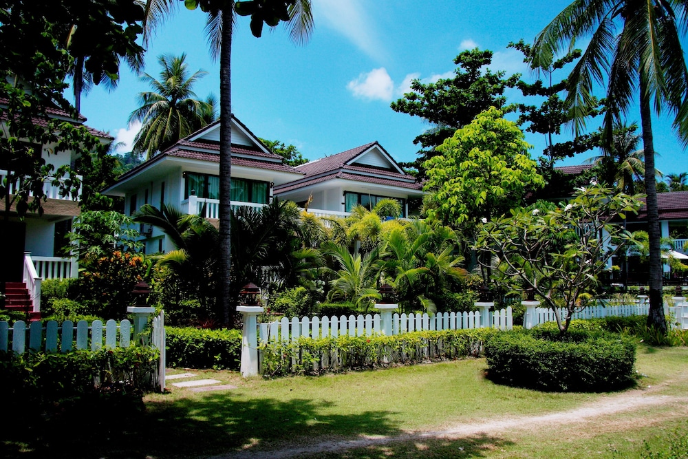 Racha Island Resort (ex Rayaburi Resort) 40/50