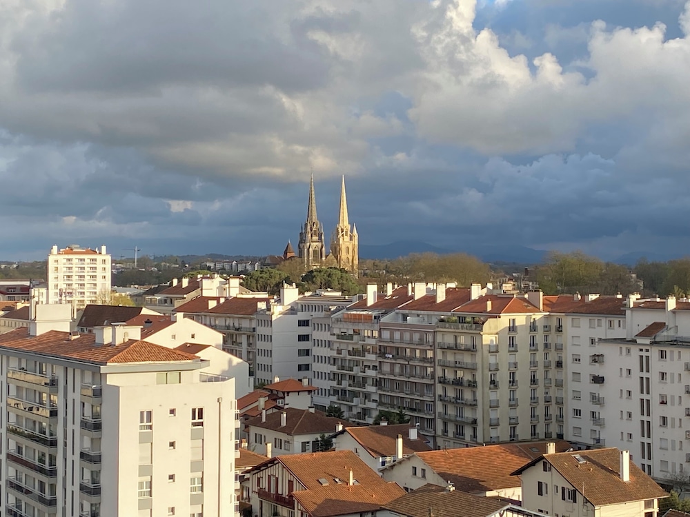 OKKO Hotels Bayonne Centre 44/46
