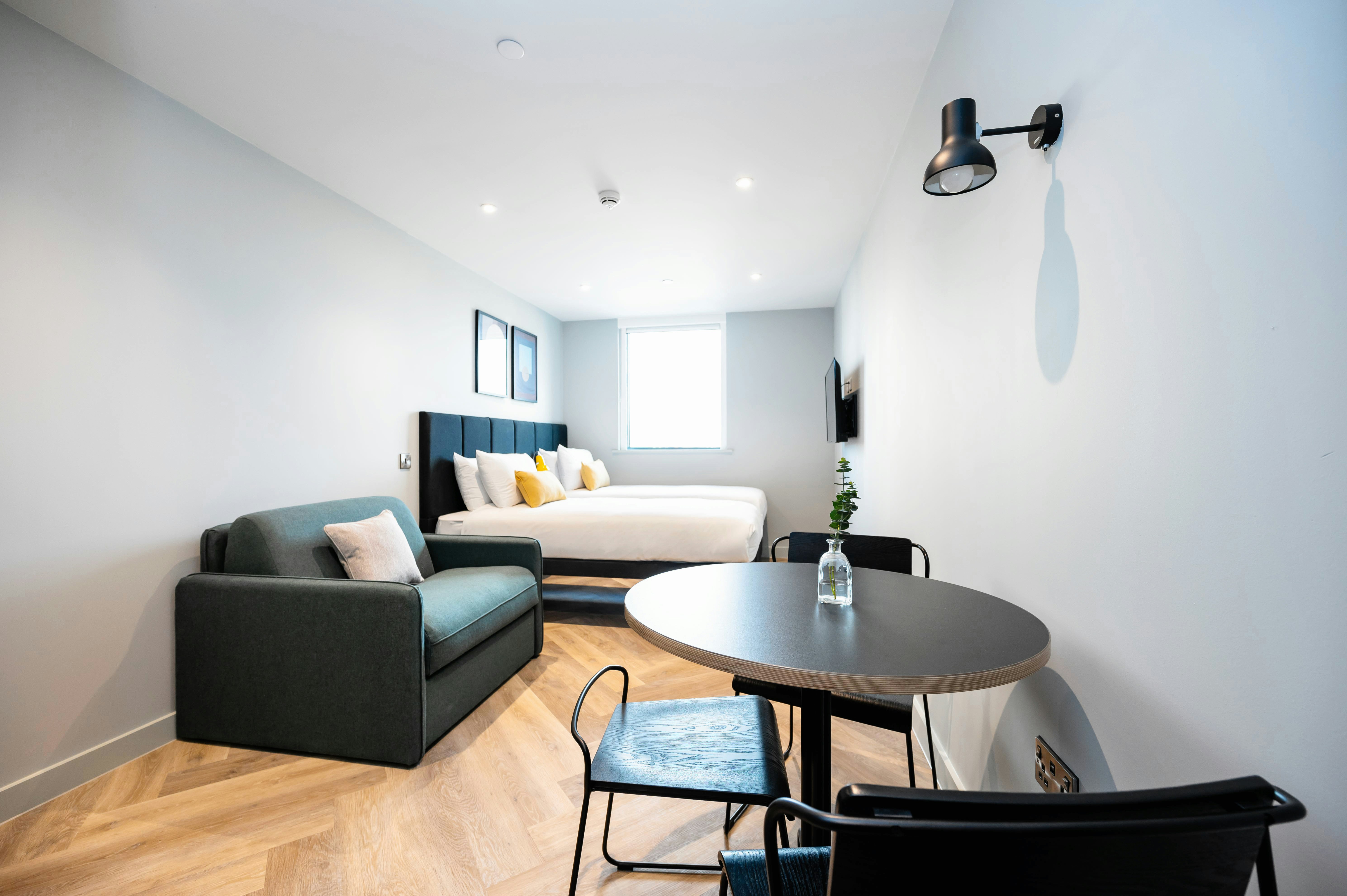 Staycity Aparthotels Tivoli 34/47
