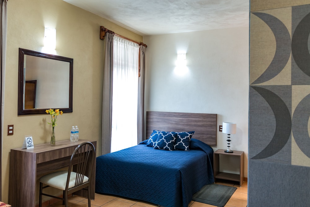 Hotel Estefania 20/45