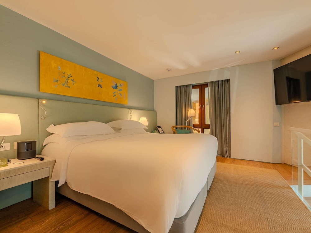 Spa, Suite, King Bed, Butler, Terrace