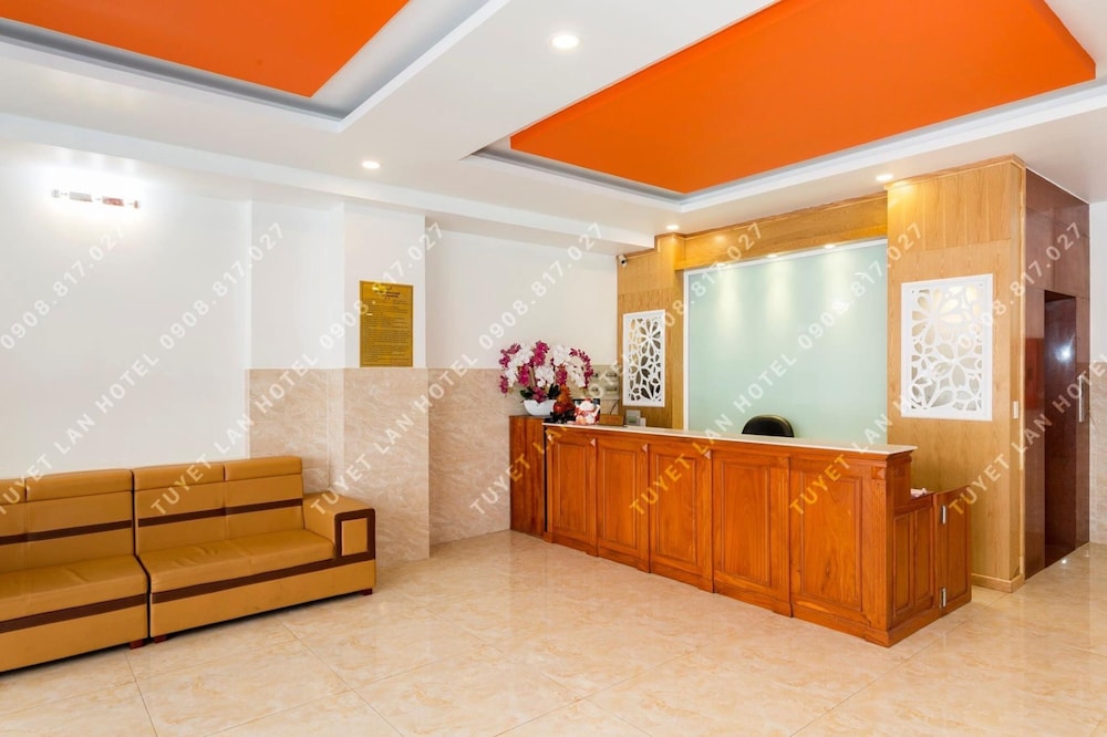 Tuyet Lan Hotel 10/63