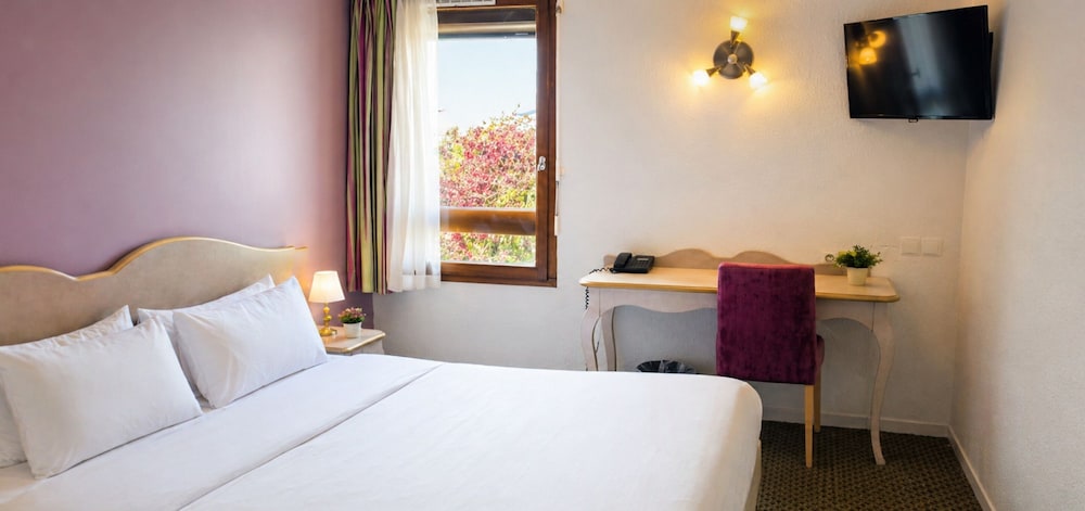 Ikar Hotel Blois Sud 14/60