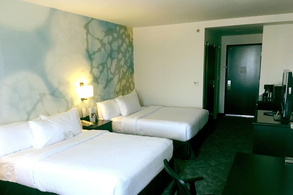 Courtyard By Marriott San Luis Potosi 8/42