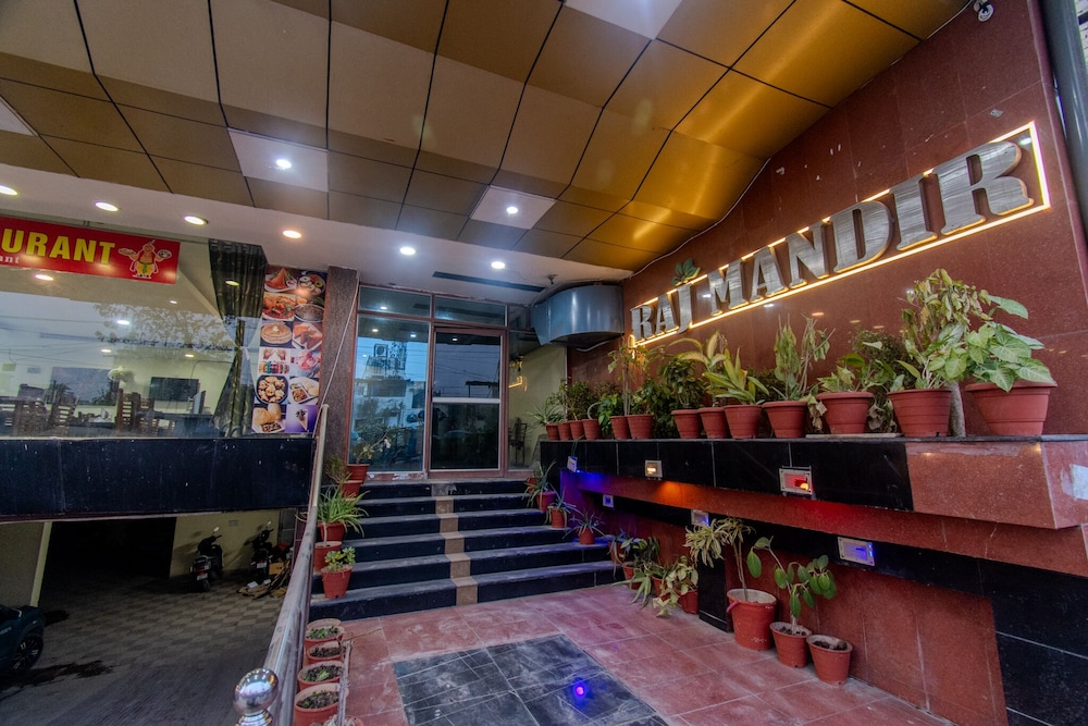 Hotel Raj Mandir 9/44