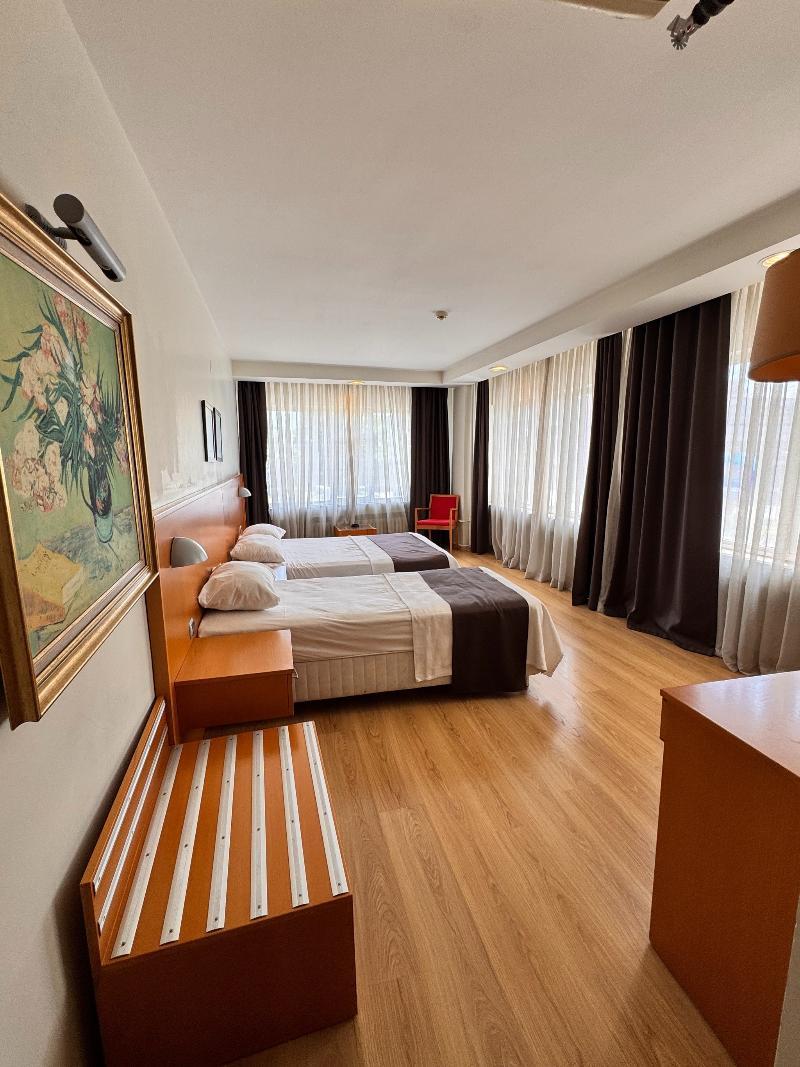 Simisso Hotel 17/34