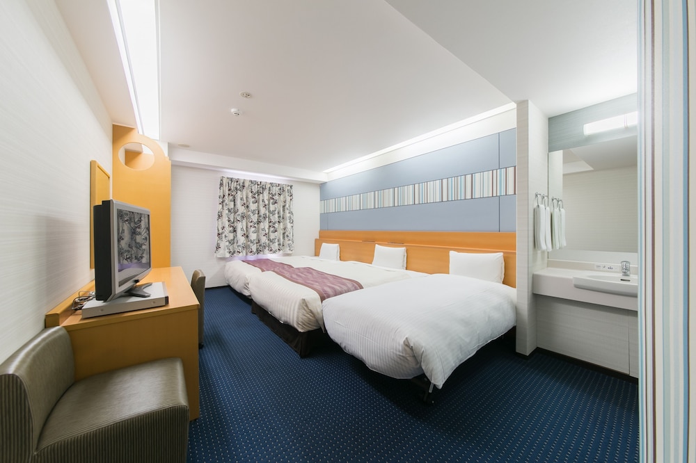 Vessel Hotel Ishigakijima Ishigaki Island 12/66