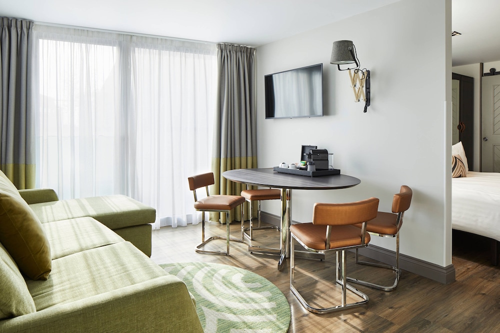 Residence Inn By Marriott Tower Bridge 59/67