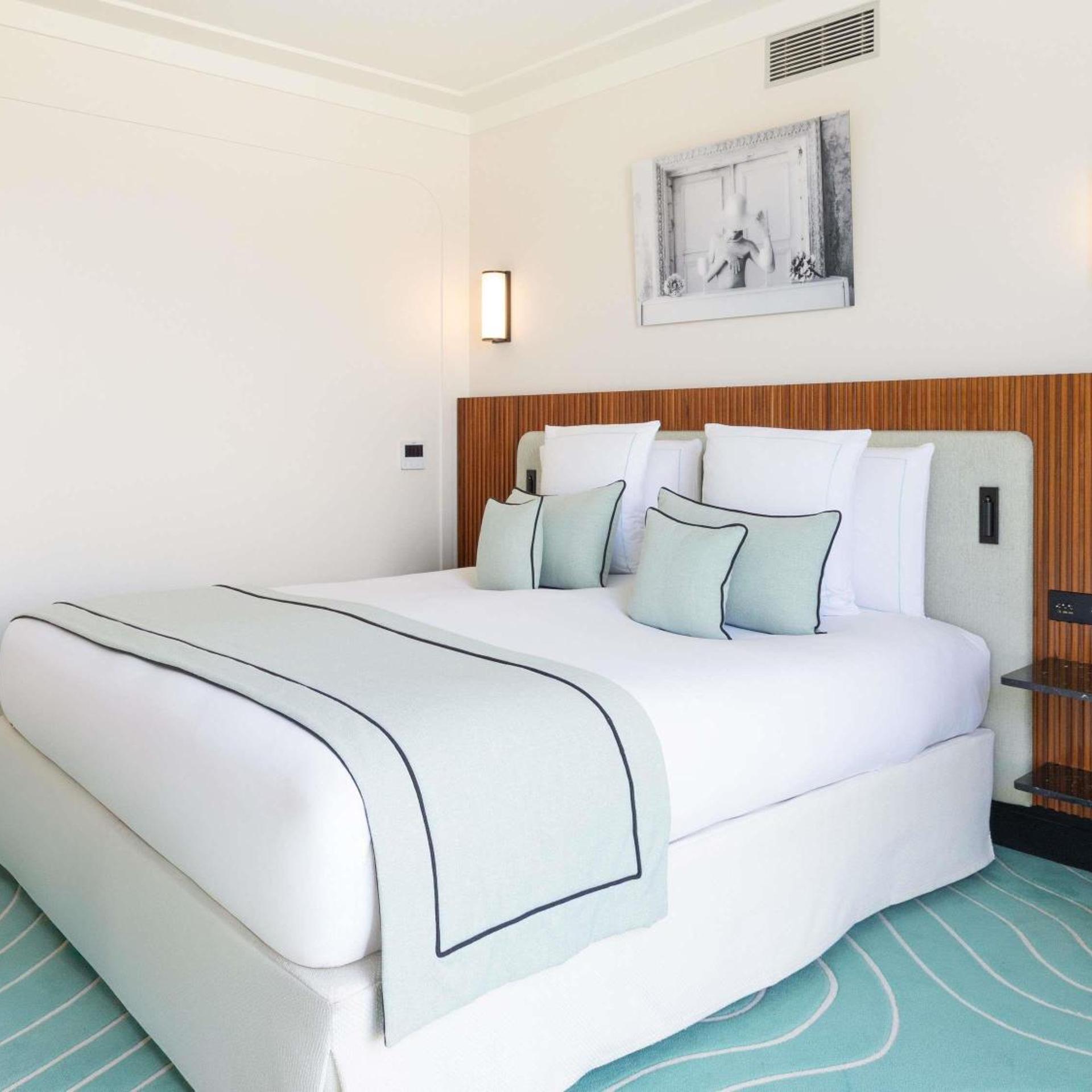 Serenity, Suite, City View, Terrace, Mondrian Cannes 2/8