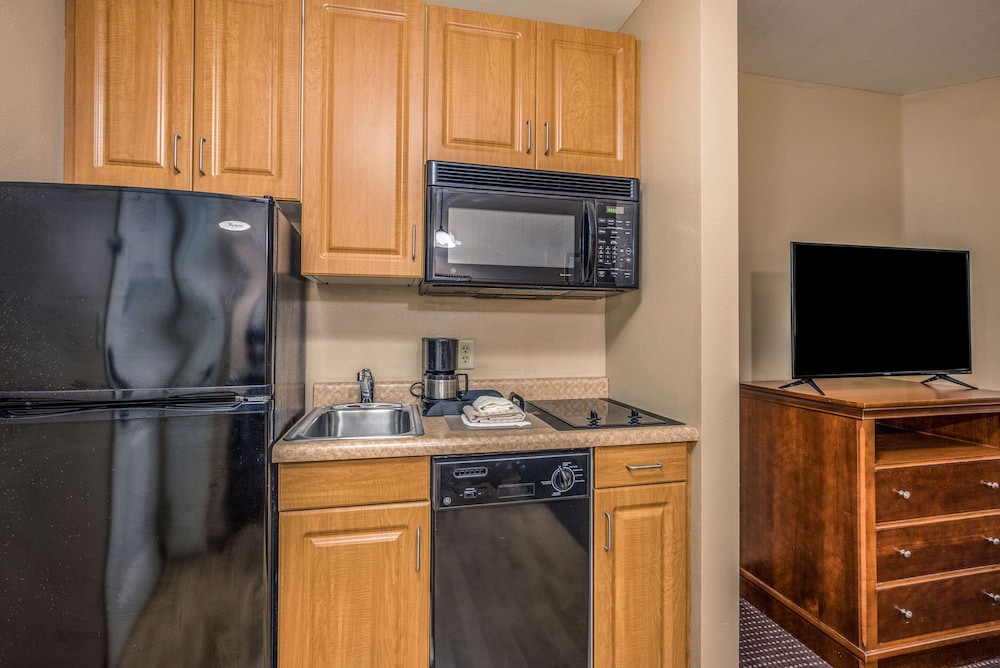 MainStay Suites Port Saint Joe South 34/50