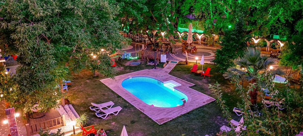 Manastirhan Otel Kazdaglari 63/67