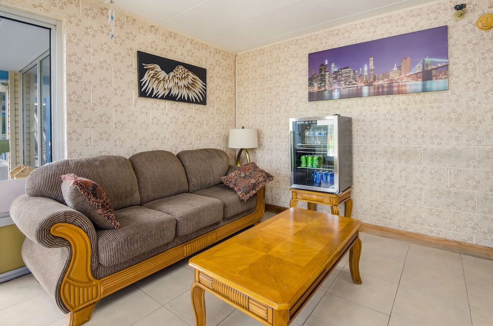 Americas Best Value Inn Wytheville 26/36