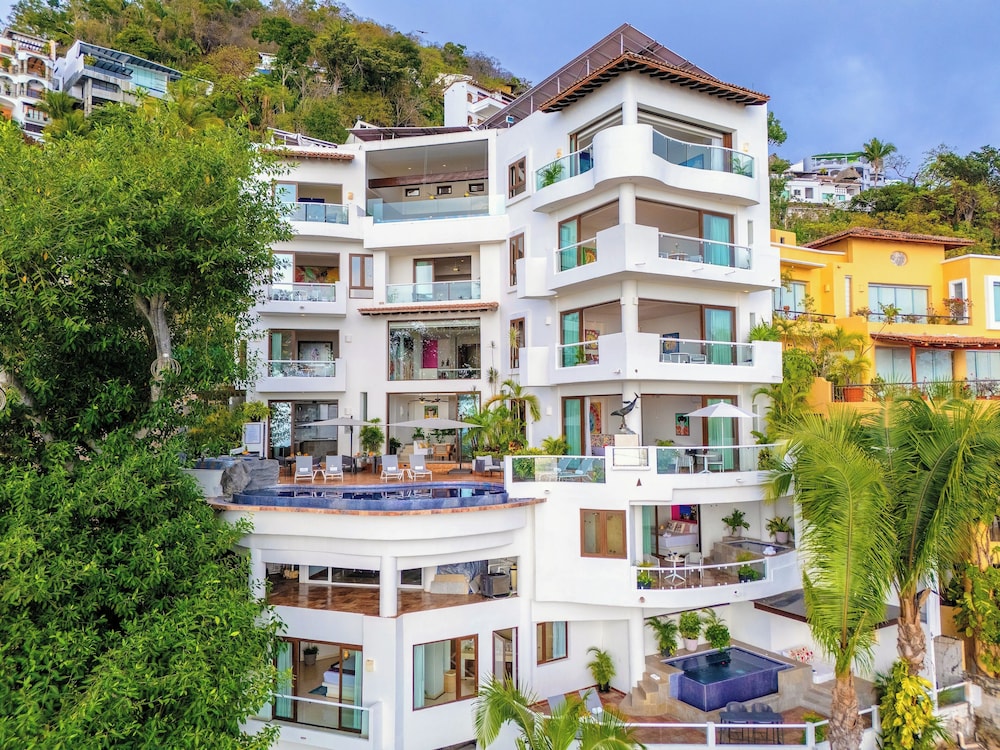 Villa Divina Luxury Boutique 6/69