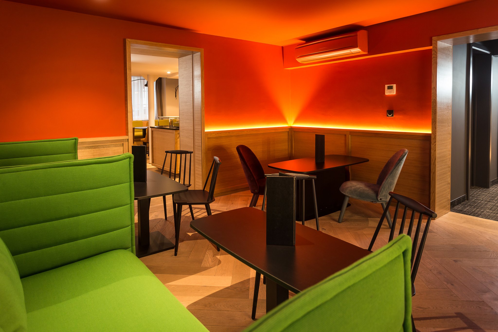 Hotel Du Dragon 30/36