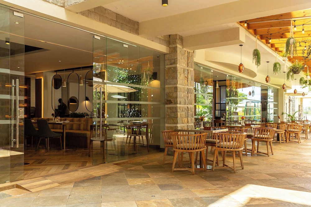 Alba Hotel Meru 34/50