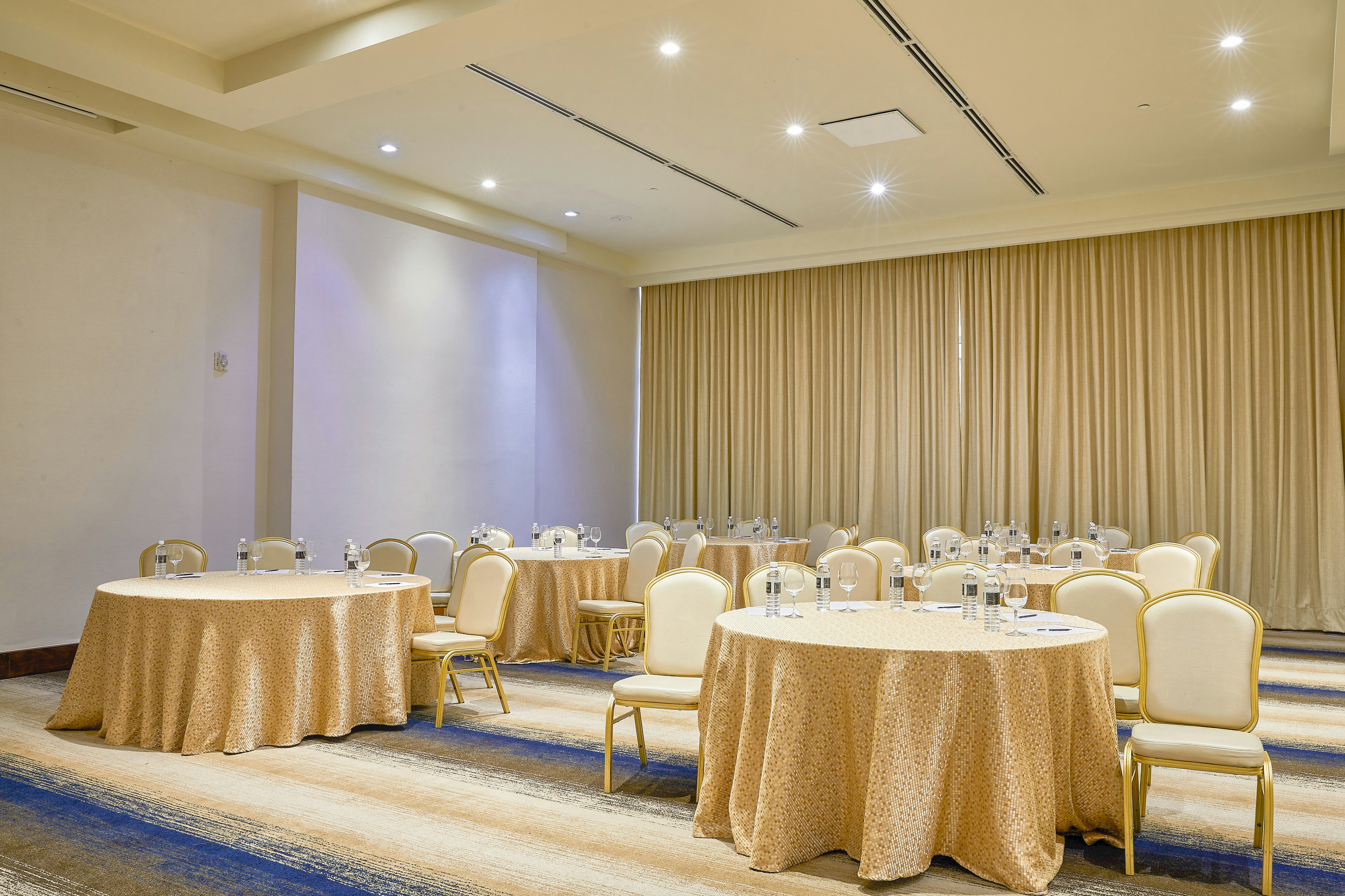 Hilton Panama 78/90