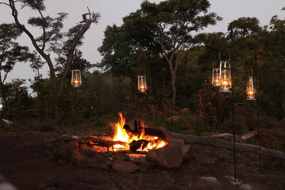 Inzalo Safari Lodge 35/45