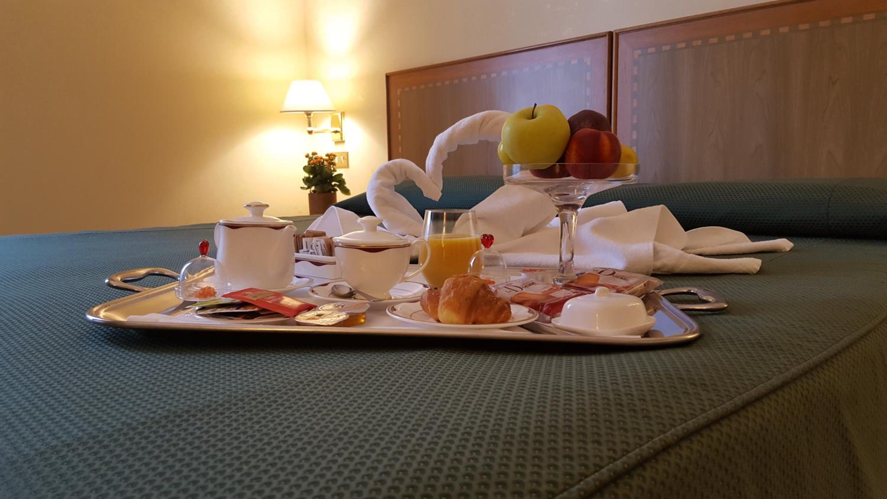 Nuovo Albergo 40/49