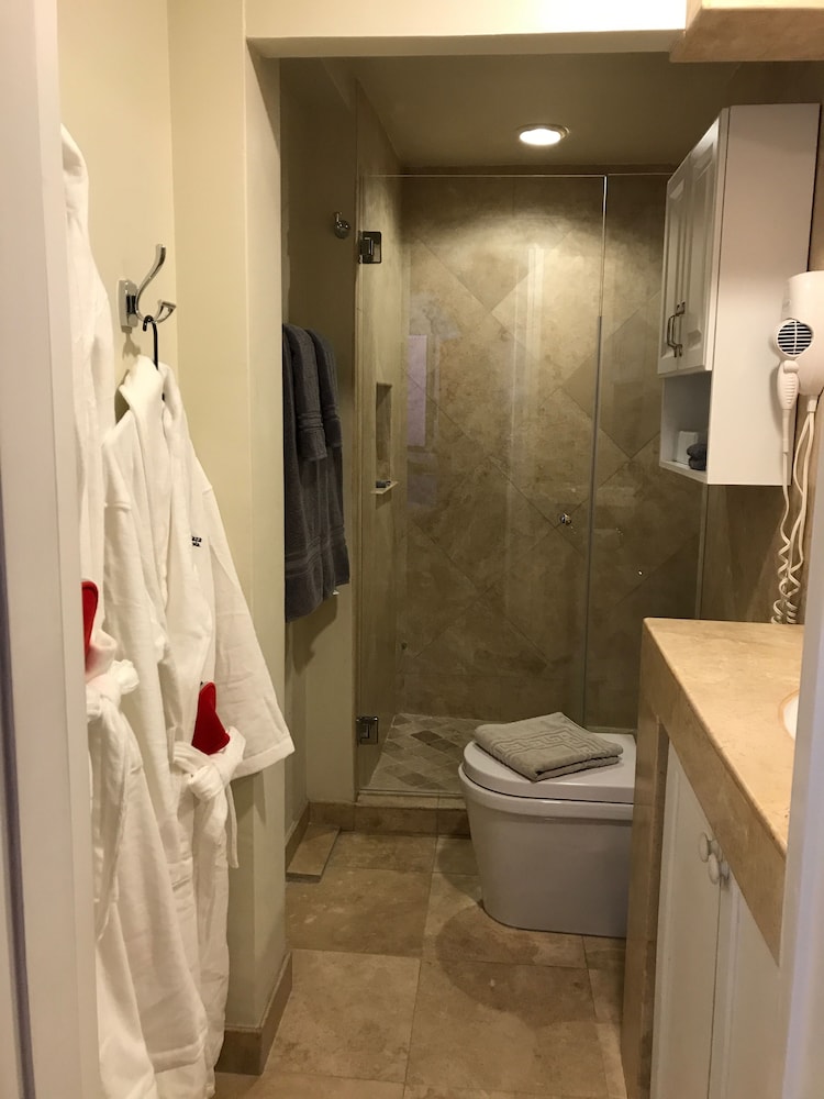 Studio Suite At Marina Cabo Plaza 39/39