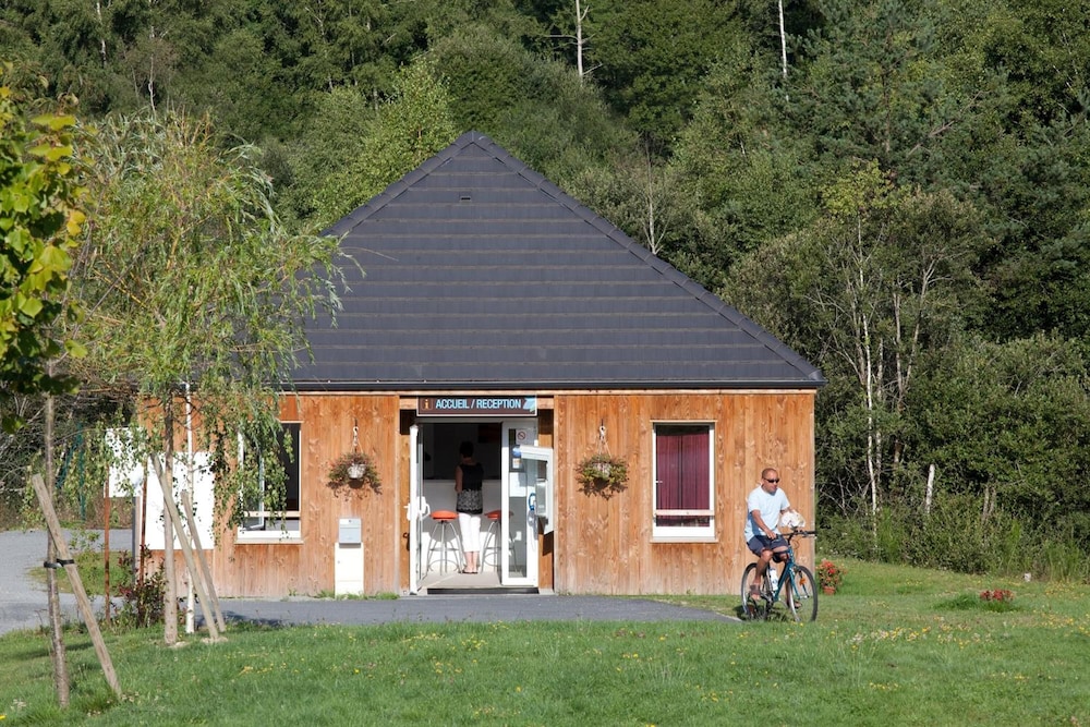 Residence Vacanceole Le Domaine Du Bosquet 42/59