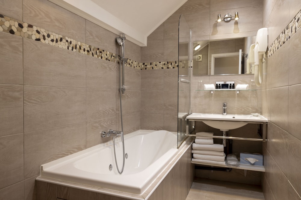 RELAIS HOTEL DU VIEUX PARIS 48/50