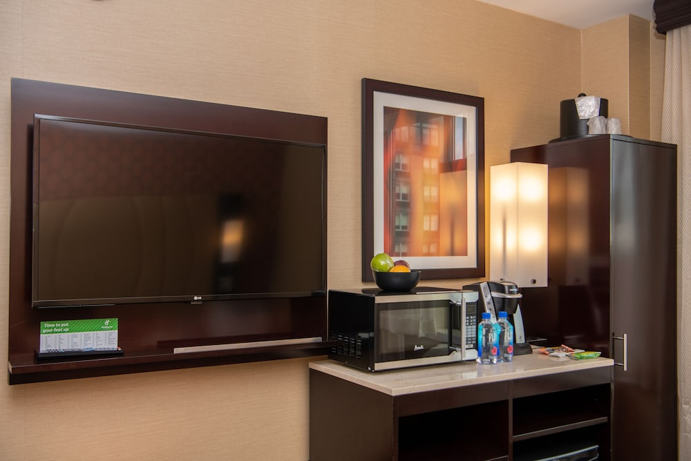 Holiday Inn New York City - Times Square 9/56