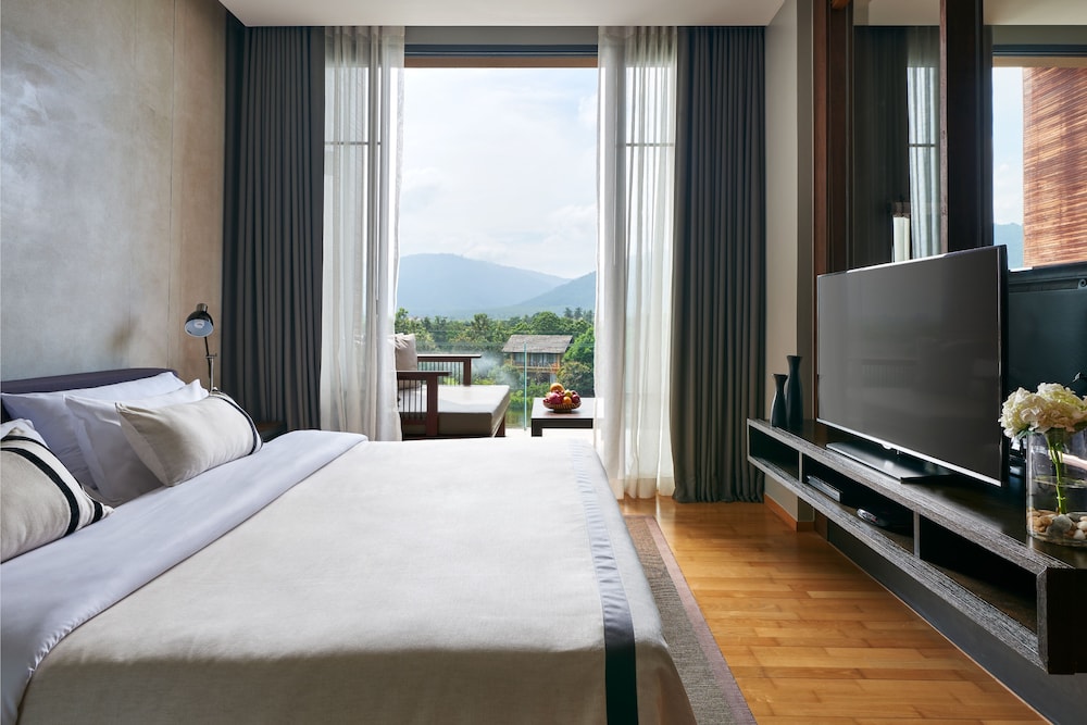 Atta Lakeside Resort Suite 16/81
