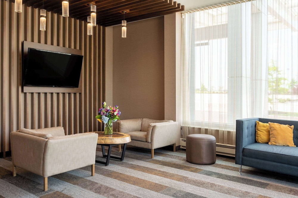 Wyndham Westfield 21/42