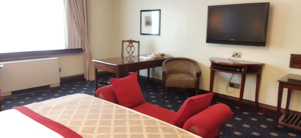 Sarova Stanley 43/50