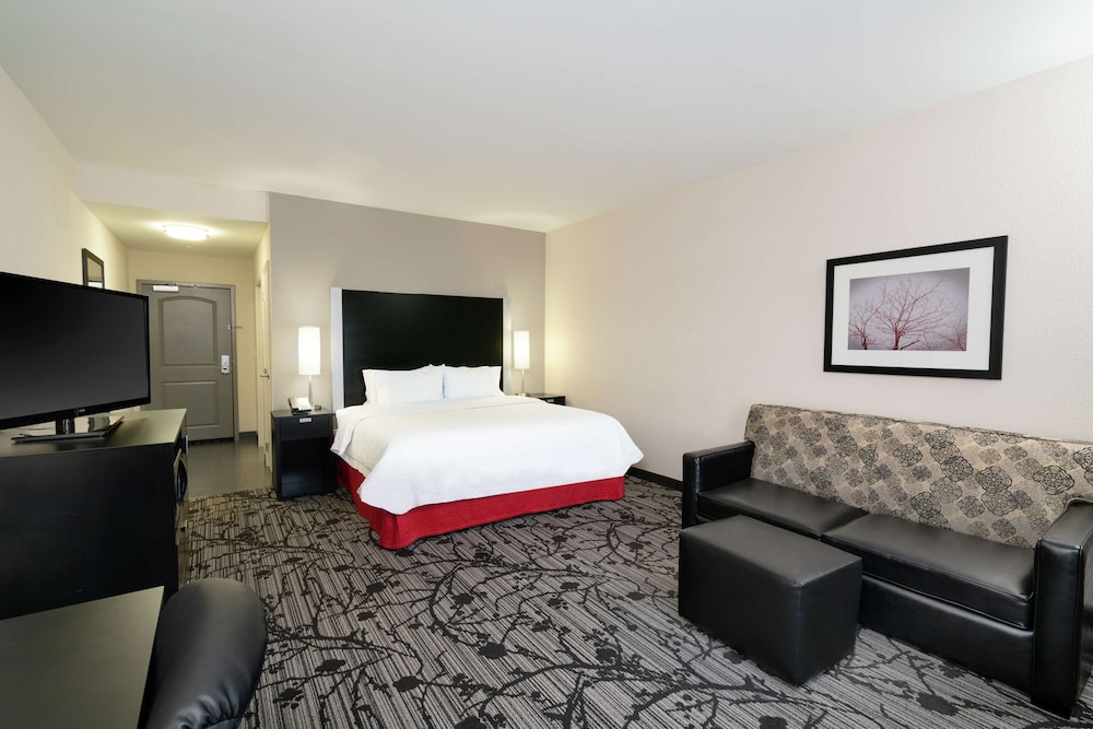 Hampton Inn And Suites Roanoke Airport 14/49