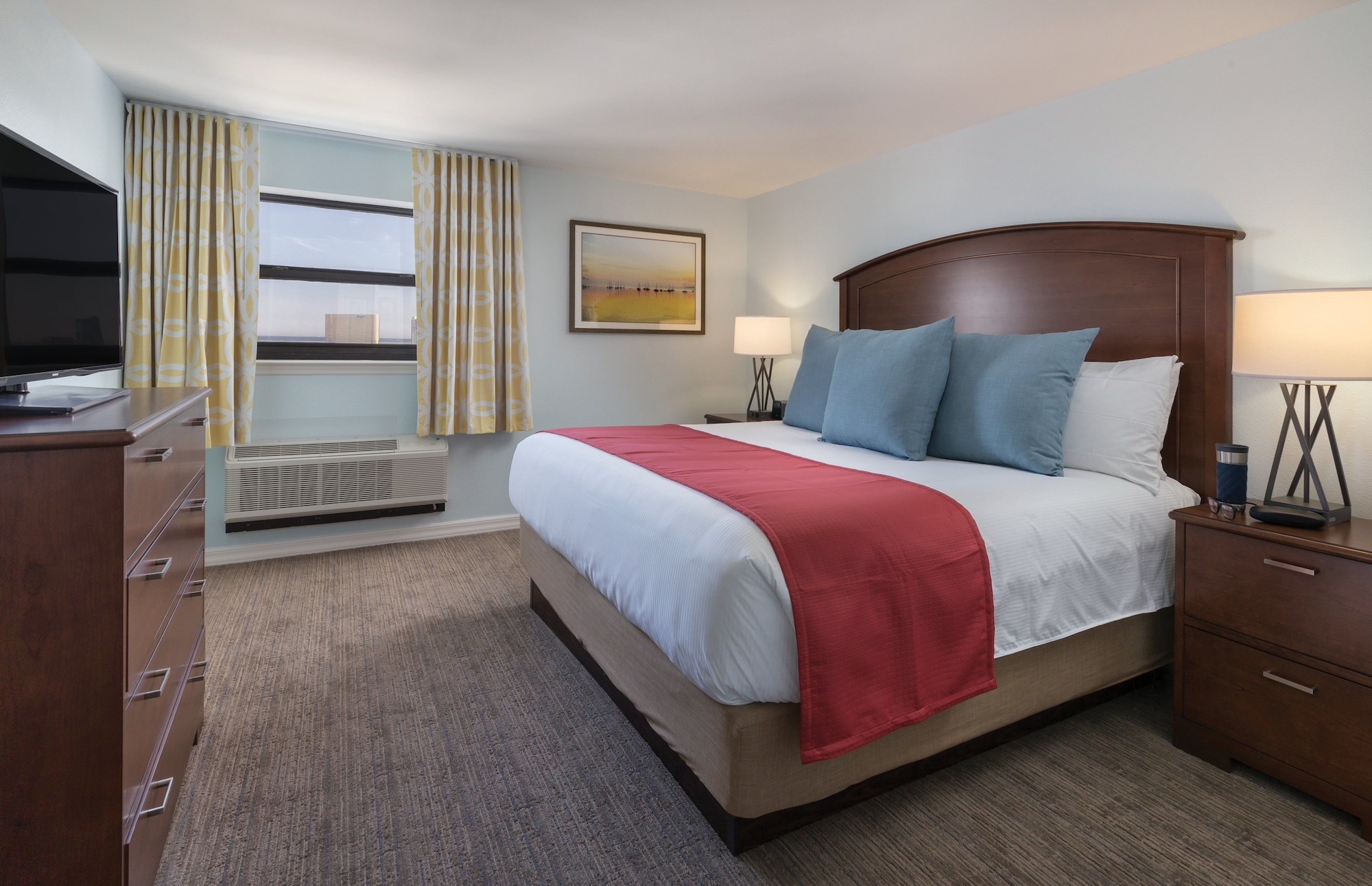 1 BEDROOM, SUITE