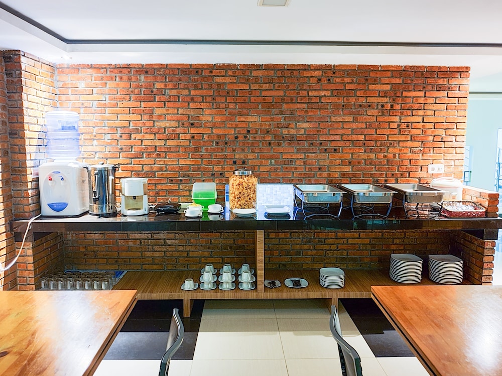 Amaliun Hotel 56/64