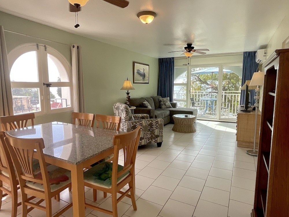 The Frederiksted Hotel 31/49