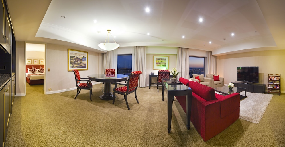 Stamford Plaza Sydney Airport, WorldHotels Elite 38/58