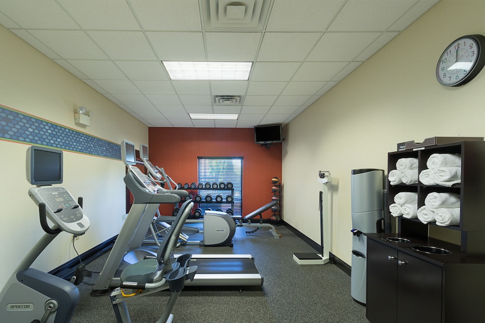 Hampton Inn & Suites Indianapolis Brownsburg 24/47