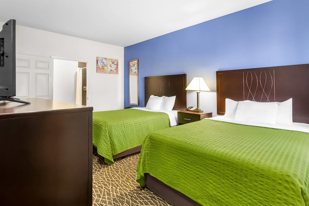 Econo Lodge Bryan TX 25/60