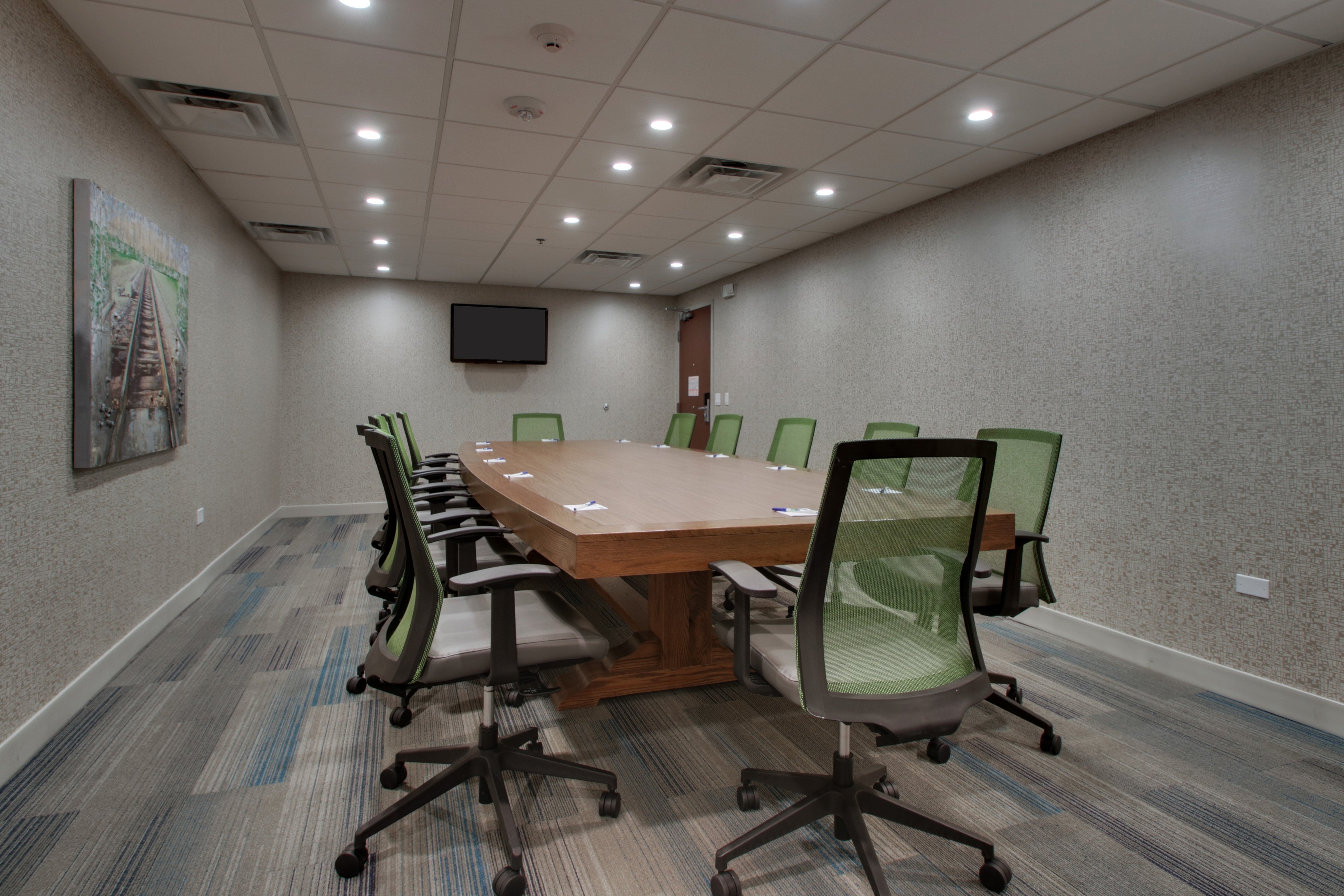Holiday Inn Express & Suites AURORA NAPERVILLE 29/41