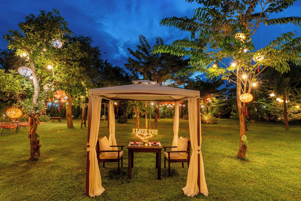 RiverTown Hoi An Resort & Spa 56/65