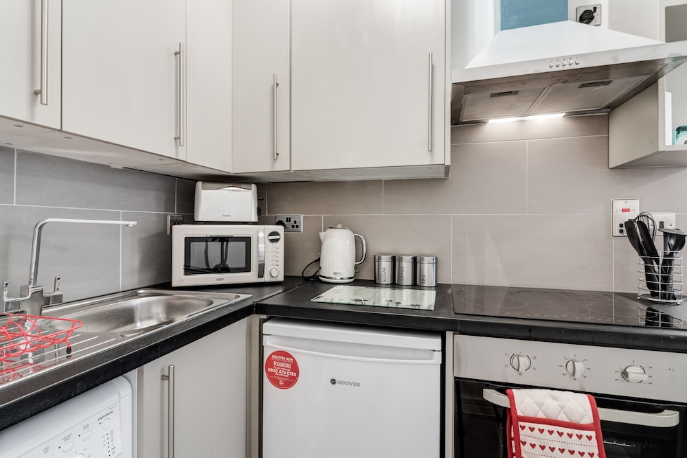 Sherborne court 47/50