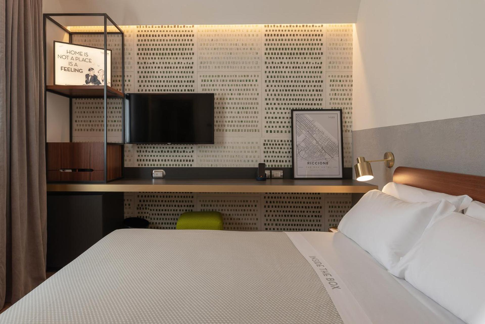 Standard, Double Bed, The Box Riccione 9/10